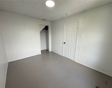 2487 Walnut St - Photo Thumbnail 8