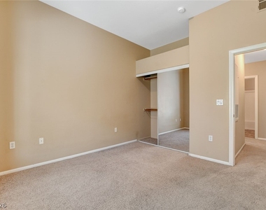 8985 S Durango Drive - Photo Thumbnail 22