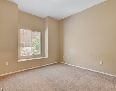 8985 S Durango Drive - Photo Thumbnail 21