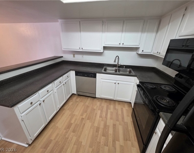 3455 Erva Street - Photo Thumbnail 2