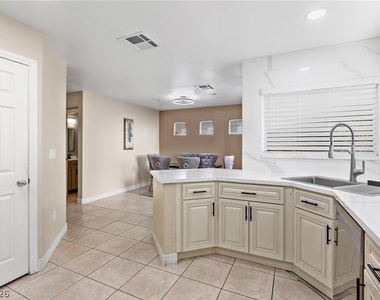3647 Mcmurty Court - Photo Thumbnail 11