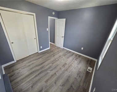 2802 Lemoyne Avenue - Photo Thumbnail 13