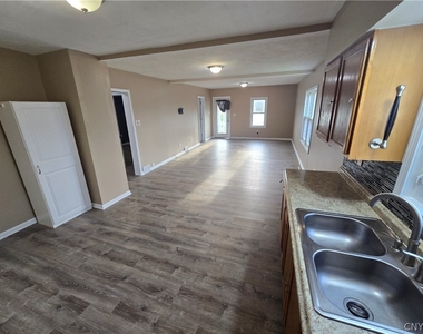 2802 Lemoyne Avenue - Photo Thumbnail 8