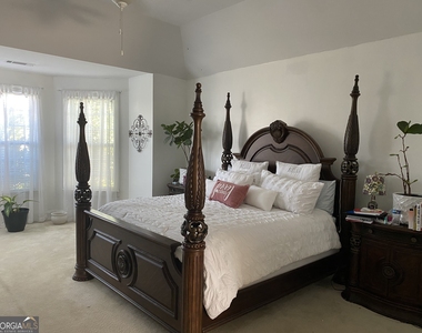 8067 Revere Drive - Photo Thumbnail 11