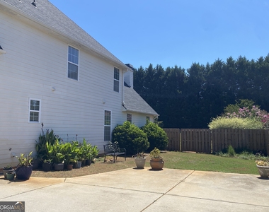 8067 Revere Drive - Photo Thumbnail 3