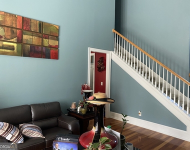 8067 Revere Drive - Photo Thumbnail 15