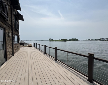 36 Beach Street - Photo Thumbnail 14