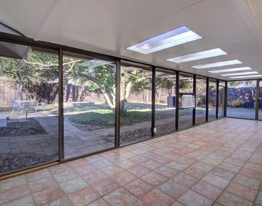 3763 Vinecrest Drive - Photo Thumbnail 11