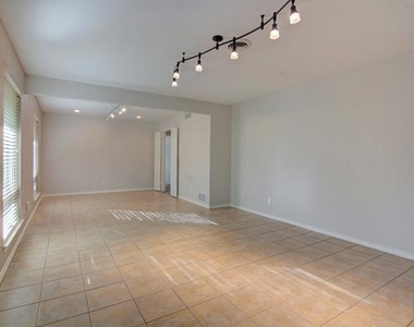 3763 Vinecrest Drive - Photo Thumbnail 3
