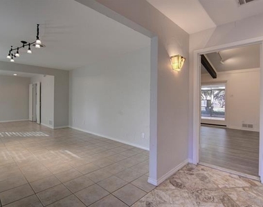 3763 Vinecrest Drive - Photo Thumbnail 2