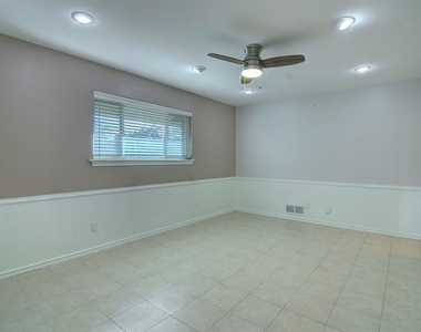 3763 Vinecrest Drive - Photo Thumbnail 16