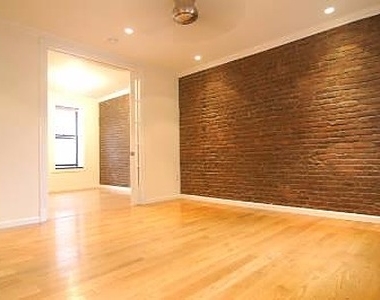 East 100th Street - Photo Thumbnail 1