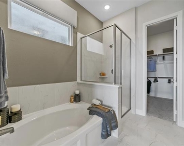 3000 Corvara Drive - Photo Thumbnail 11
