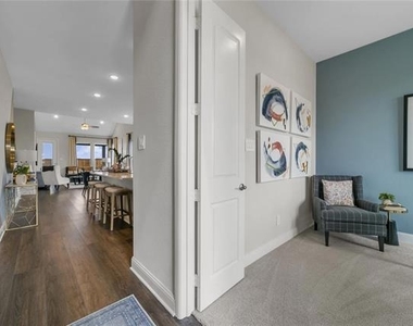 3000 Corvara Drive - Photo Thumbnail 6