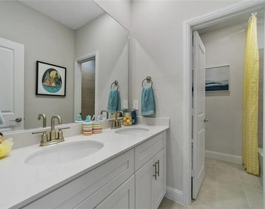 3000 Corvara Drive - Photo Thumbnail 10