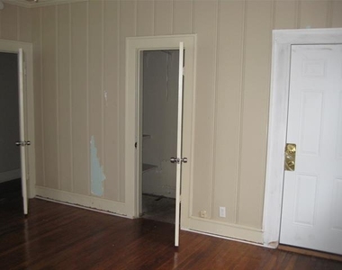 3140 View Street - Photo Thumbnail 8