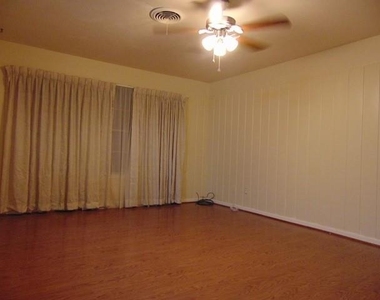 1905 Milam Street - Photo Thumbnail 3