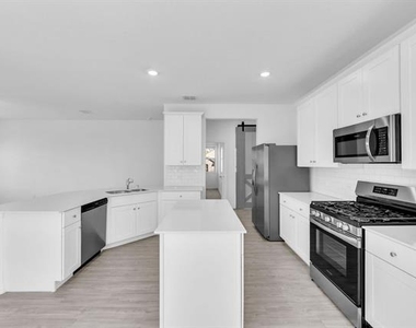 1321 Lazy Grove Drive - Photo Thumbnail 28