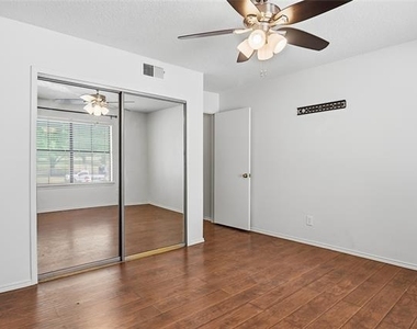 3205 Donnelly Circle - Photo Thumbnail 23