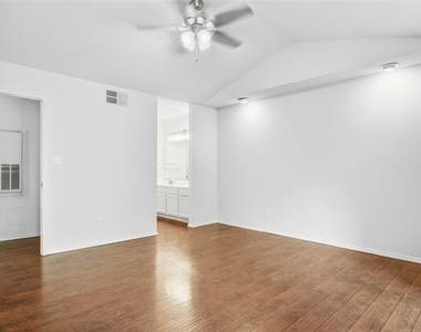 3205 Donnelly Circle - Photo Thumbnail 16