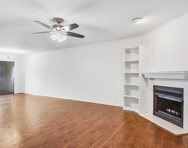 3205 Donnelly Circle - Photo Thumbnail 3