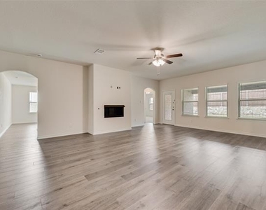 2016 Hampton Street - Photo Thumbnail 5