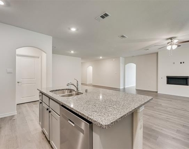 2016 Hampton Street - Photo Thumbnail 9