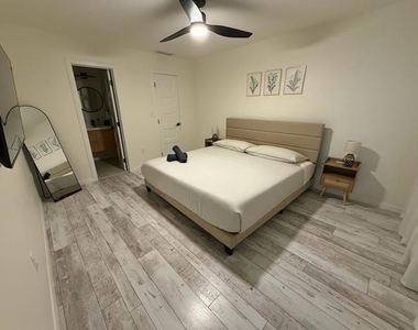 5912 Harvest Hill Road - Photo Thumbnail 10