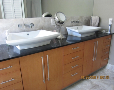 6325 Winding Lake Drive - Photo Thumbnail 13