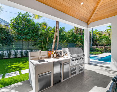 18 Nw 15th Street - Photo Thumbnail 22