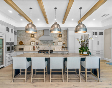 18 Nw 15th Street - Photo Thumbnail 4