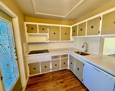 1000 Ne 14th Avenue - Photo Thumbnail 4