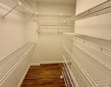 1000 Ne 14th Avenue - Photo Thumbnail 6