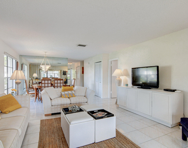 7911 Eastlake Drive - Photo Thumbnail 17