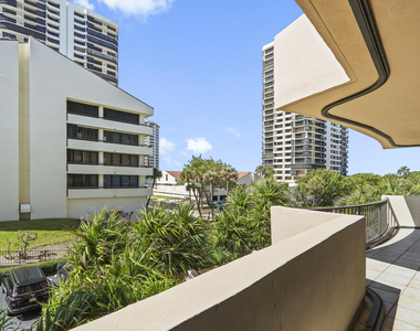 4200 N Ocean - Photo Thumbnail 15