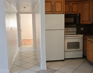 112 Newton Road - Photo Thumbnail 6