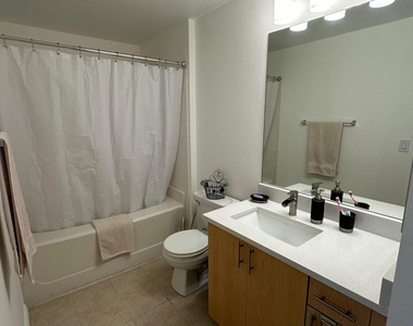 533 Ne 3rd Avenue - Photo Thumbnail 7