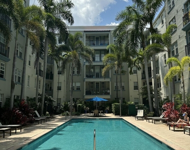 533 Ne 3rd Avenue - Photo Thumbnail 17