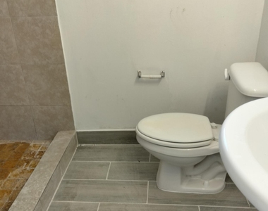 460 Sw 7th Street - Photo Thumbnail 9