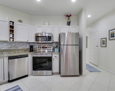 8301a Mulligan Circle - Photo Thumbnail 6