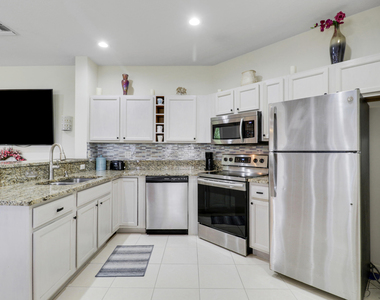8301a Mulligan Circle - Photo Thumbnail 5