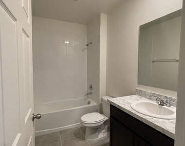 9617 Potomac Drive - Photo Thumbnail 8
