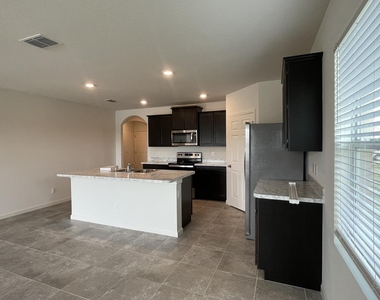9617 Potomac Drive - Photo Thumbnail 6