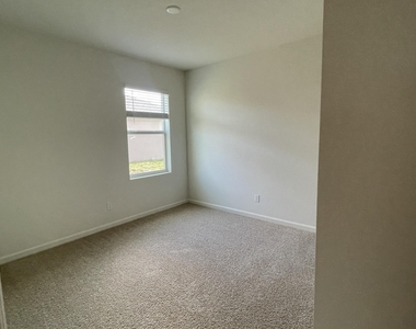 9617 Potomac Drive - Photo Thumbnail 9
