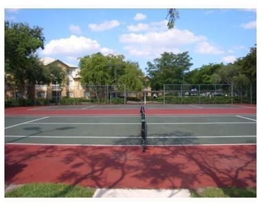 9901 Westview Drive - Photo Thumbnail 8