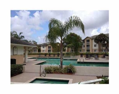 9901 Westview Drive - Photo Thumbnail 7