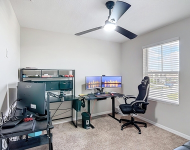 1504 Hummingbird Road - Photo Thumbnail 15