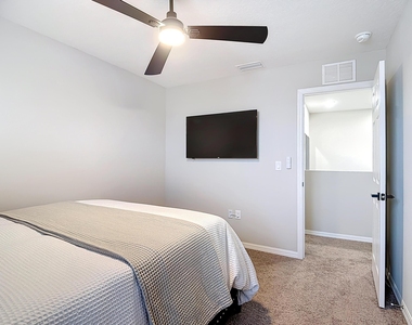1504 Hummingbird Road - Photo Thumbnail 18