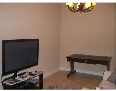 4445 El Mar Drive - Photo Thumbnail 9