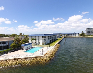 400 Wilma Circle - Photo Thumbnail 23